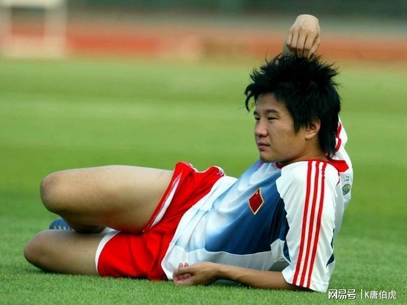 云鼎娱乐-李金羽个性太强？被李玮锋掐脖子、不理郑智、与朱广沪渐行渐远