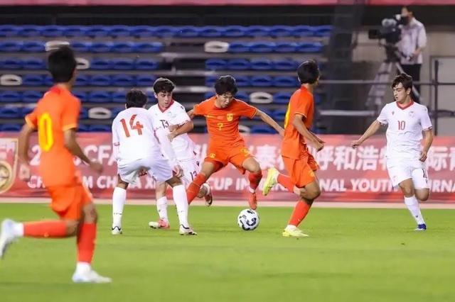 云鼎娱乐官方网站-中国U16男足坐二望一，将与韩国队争冠